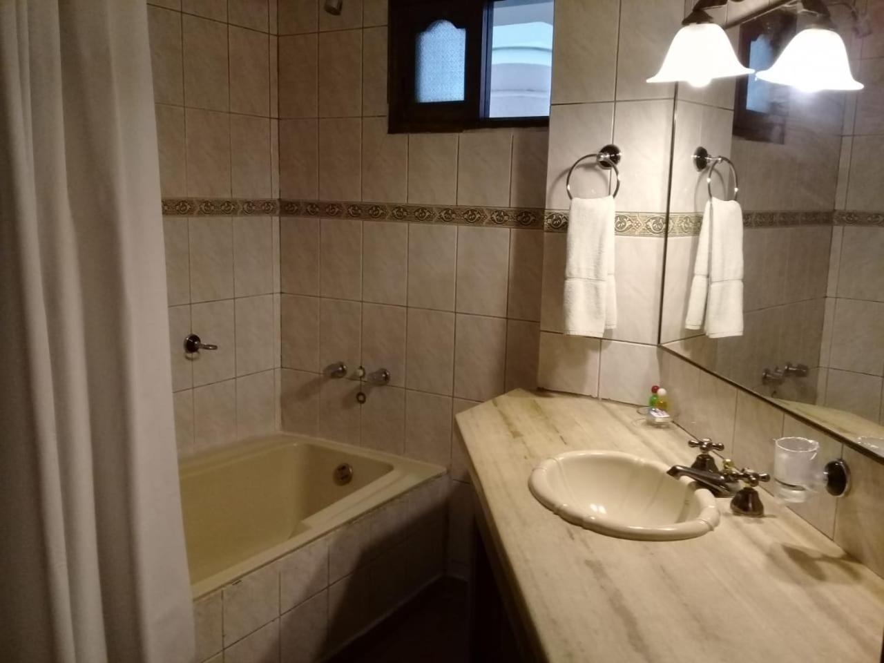 Hotel Puerta Del Rey Santa Cruz de La Sierra Buitenkant foto